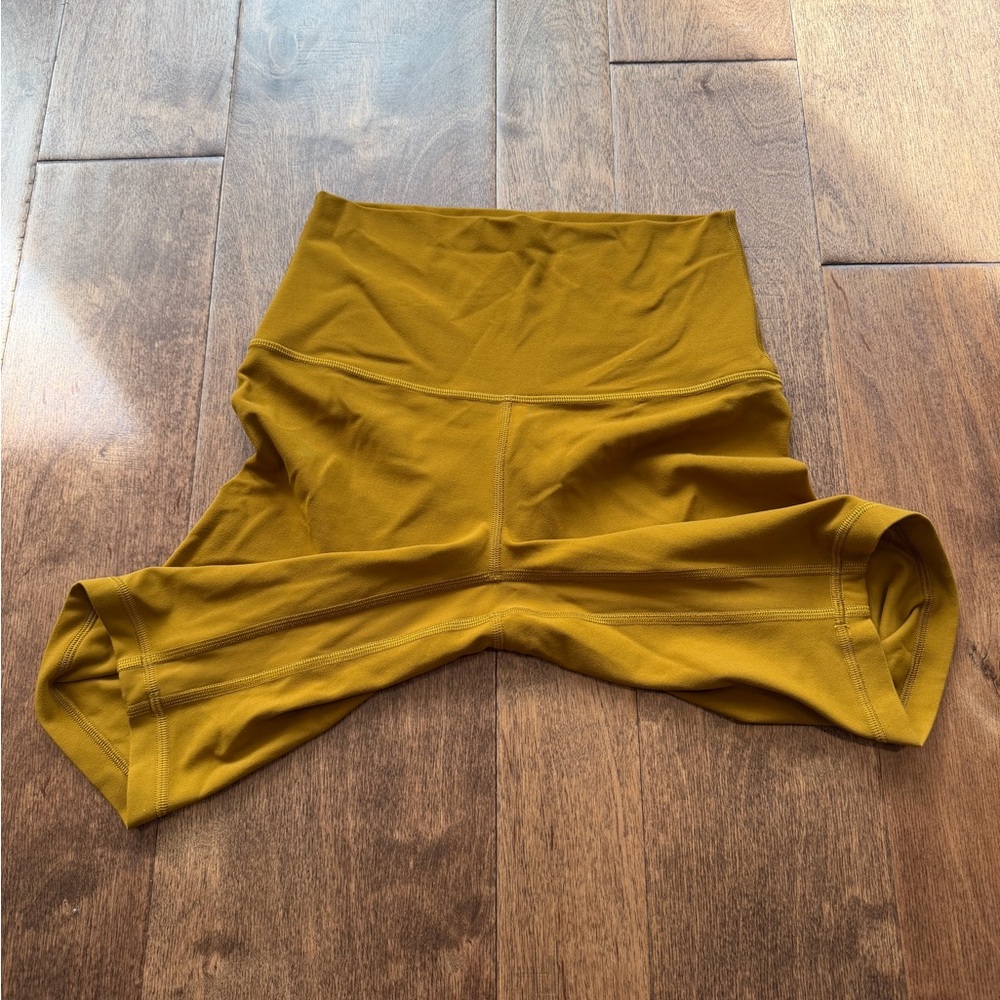 Lululemon women’s align short 8” size 4 - Picture 3 of 8